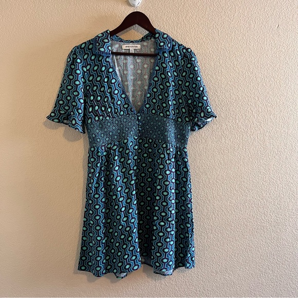 Urban Outfitters Retro Style Geometric Dress Size Large - Picture 2 of 11